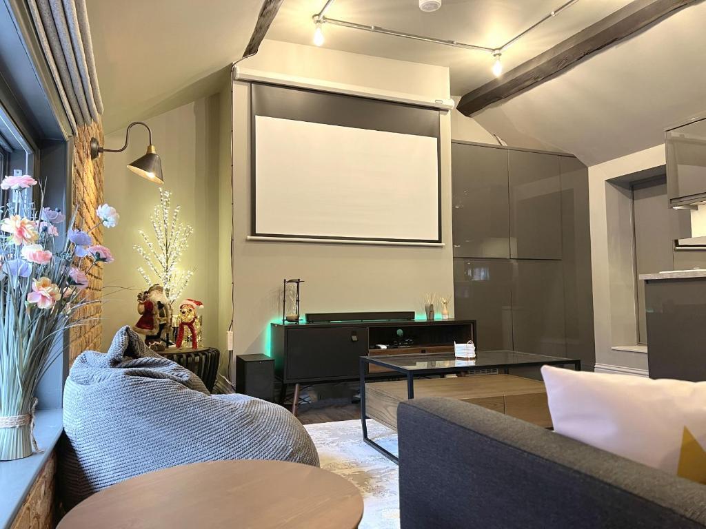 Best Projector Resolution for Apartment
