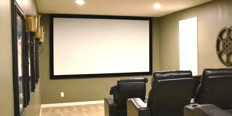 Best Material for Projector Screen [Complete Guide 2023]